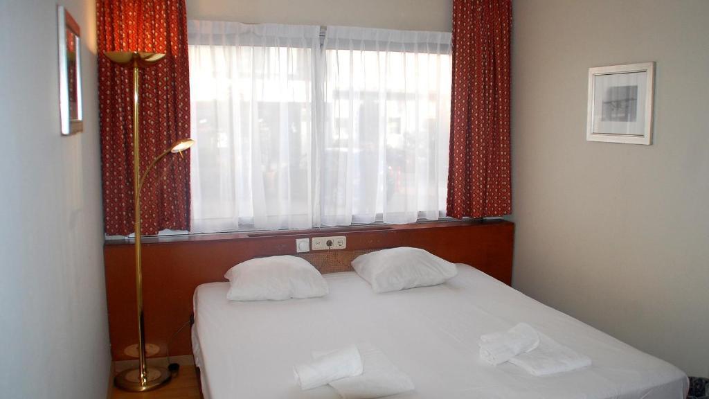 Budget Hostel Bargain Toko Amsterdam Kamer foto